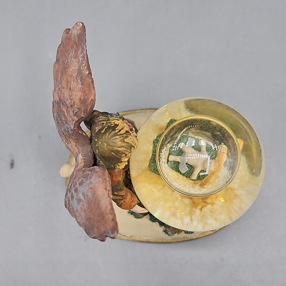 House of Lloyd Christmas Around the World Our Savior is Born Snow Globe - Picture 6 of 12